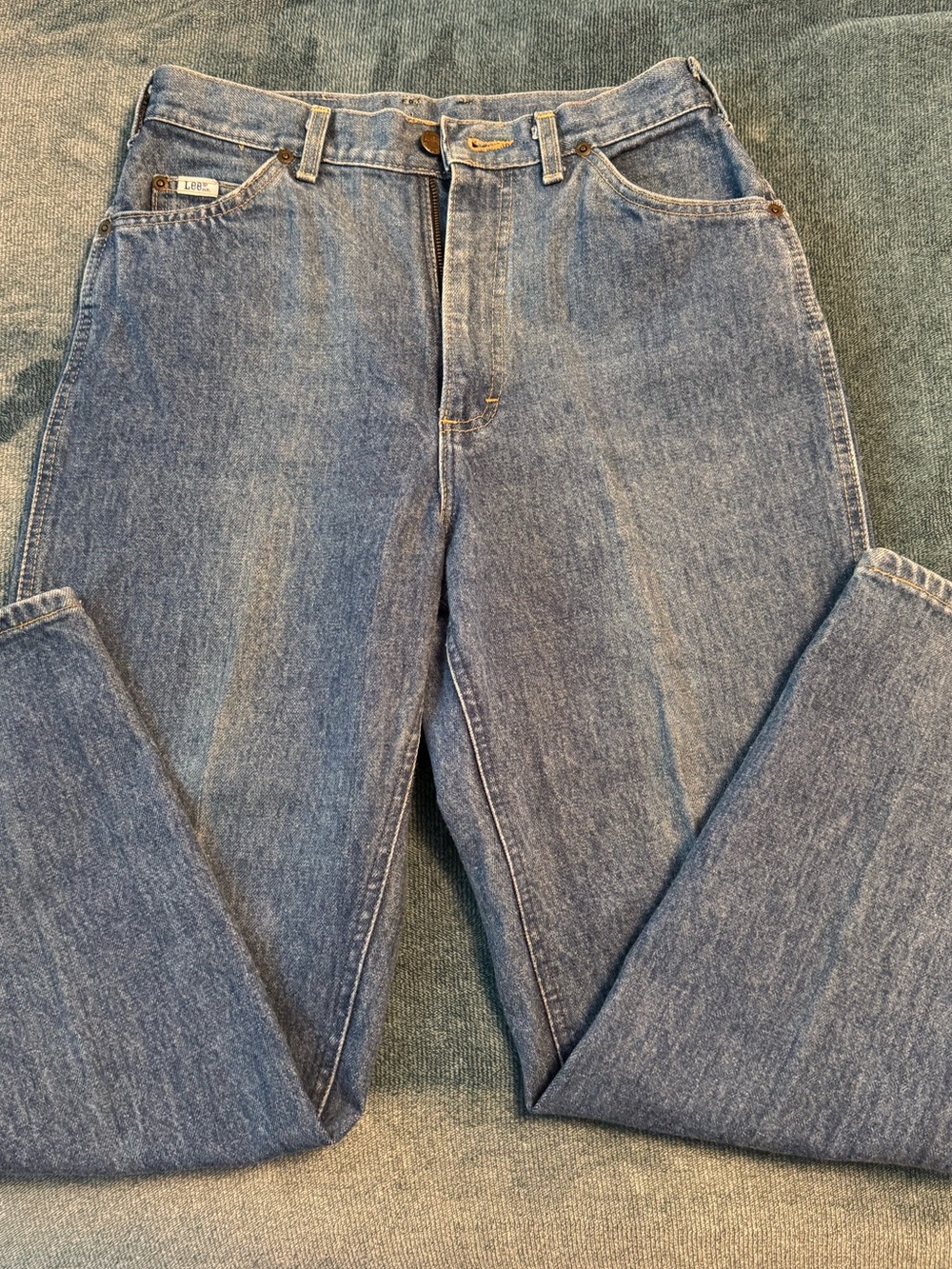 Vintage Lee Women's Straight Leg Jeans in Blue